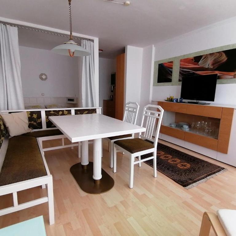 Ferienwohnung Seestraße - Apartment mit 2 Schlafzimmern und Dusche - 2