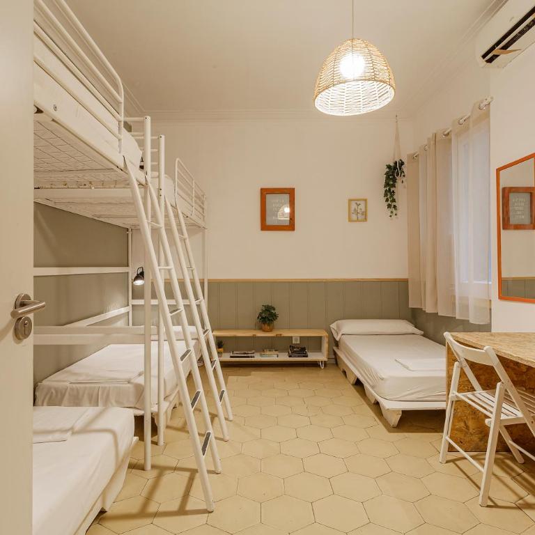 Bird House - Quintuple Room with Shared Bathroom - 4