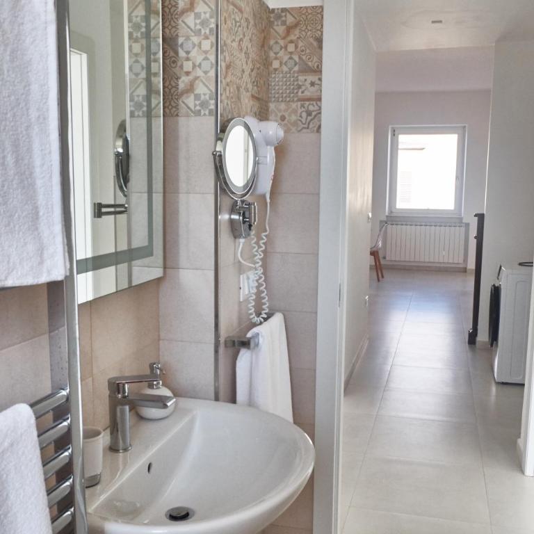 EQUORUM Delicious Suite - Ostuni Centro - Casa con 2 Camere da Letto - 84