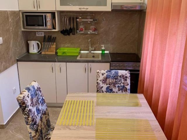 Villa Lili - Studio with Garden View - 12