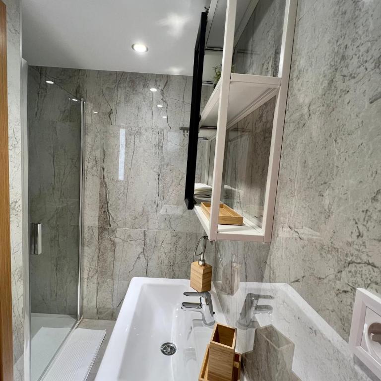 Apartamentos Prestige Málaga - Suite I - Estudio con cama doble - 17