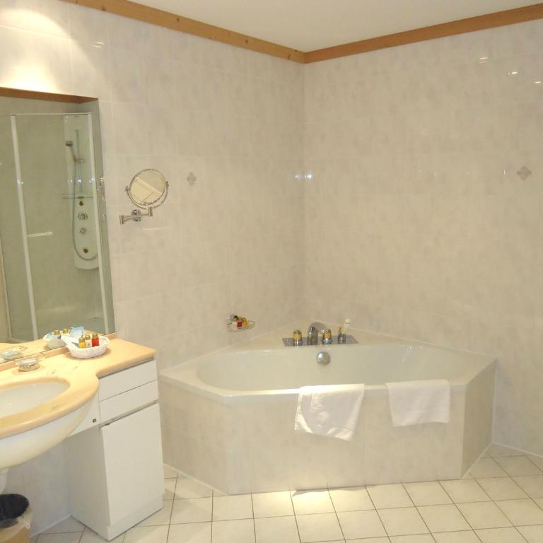 Grand Hôtel du Parc - Suite Deluxe 2 Chambres - 7