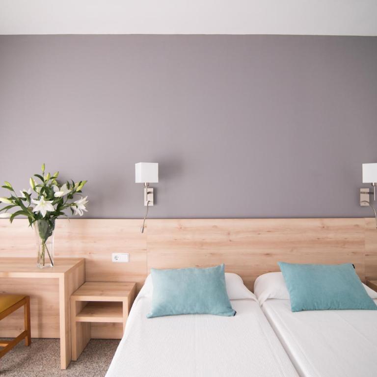 Hotel Abelay - Twin Room - 9