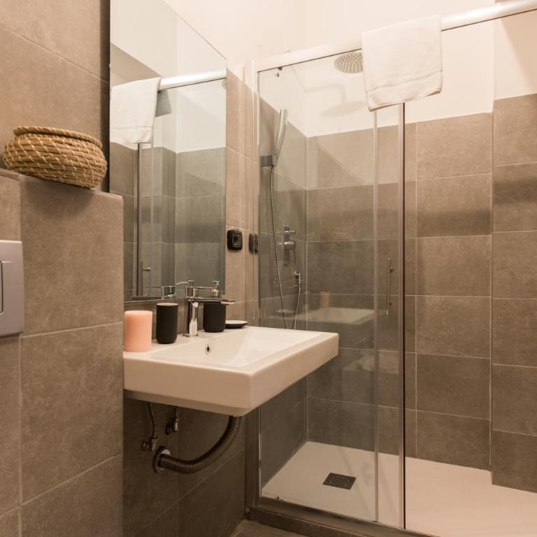 Appartamento Via Palestrina - Apartment - 35