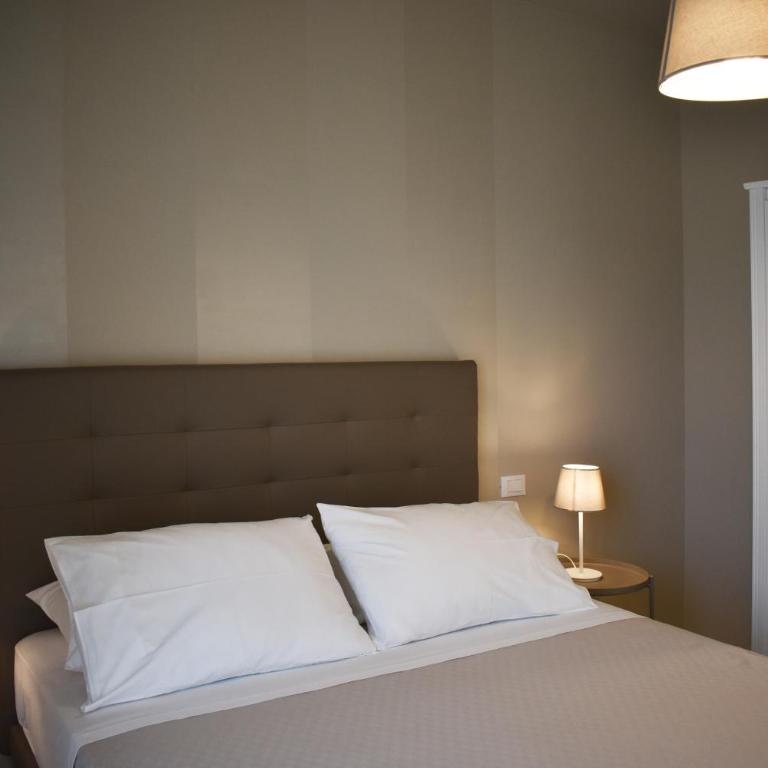Le Quiete Stanze, vacancy houses posto spiaggia in omaggio - Apartment with Garden - 8