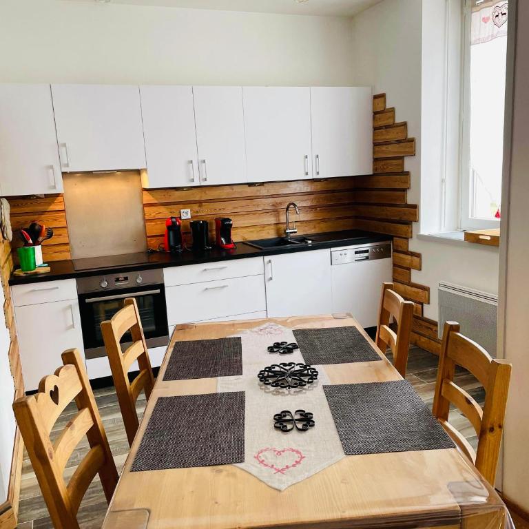 Appt 50m2, 4 personnes, ménage, draps et serviettes inclus - Appartement 1 Chambre - 5