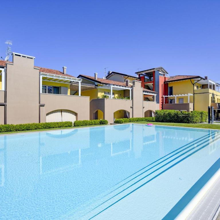 Peschiera Family Homes Fornaci - Two-Bedroom Apartment - 1