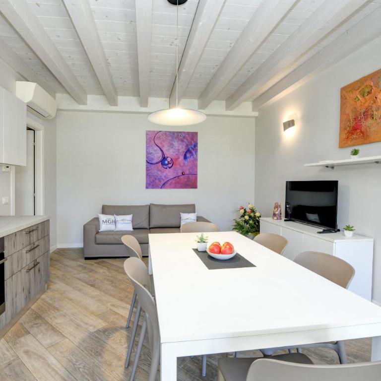 Peschiera Family Homes Fornaci - Two-Bedroom Apartment - 23