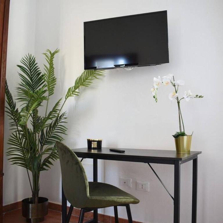 Leghorn - Centro & Mare - Appartamento - Appartamento con 1 Camera da Letto - 14