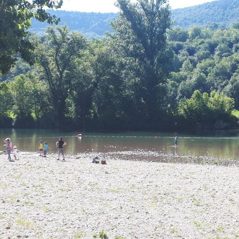 Les Bambous - Rez de jardin Millau Centre - Parking privatif, wifi - Appartement 1 Chambre - 24