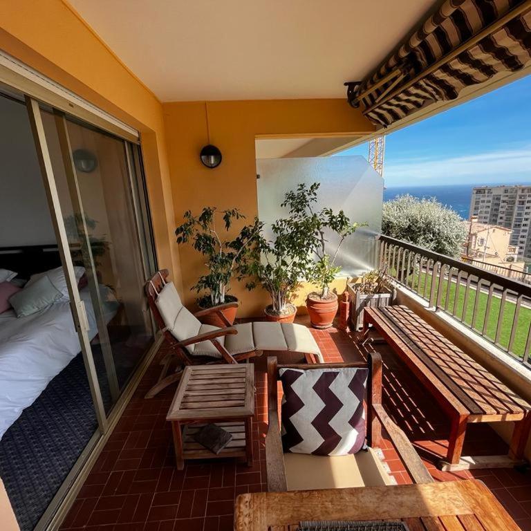 Une terrasse sur Monaco logement 2 chambre - Appartement 2 Chambres - 34