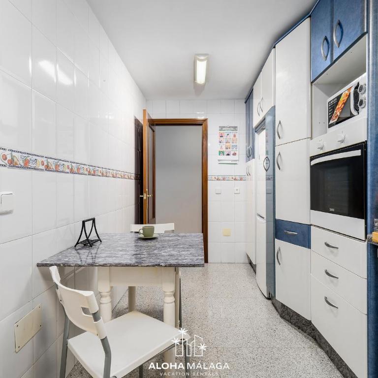 Wonderful Malaga Centro Apartment - Apartamento de 3 dormitorios - 17