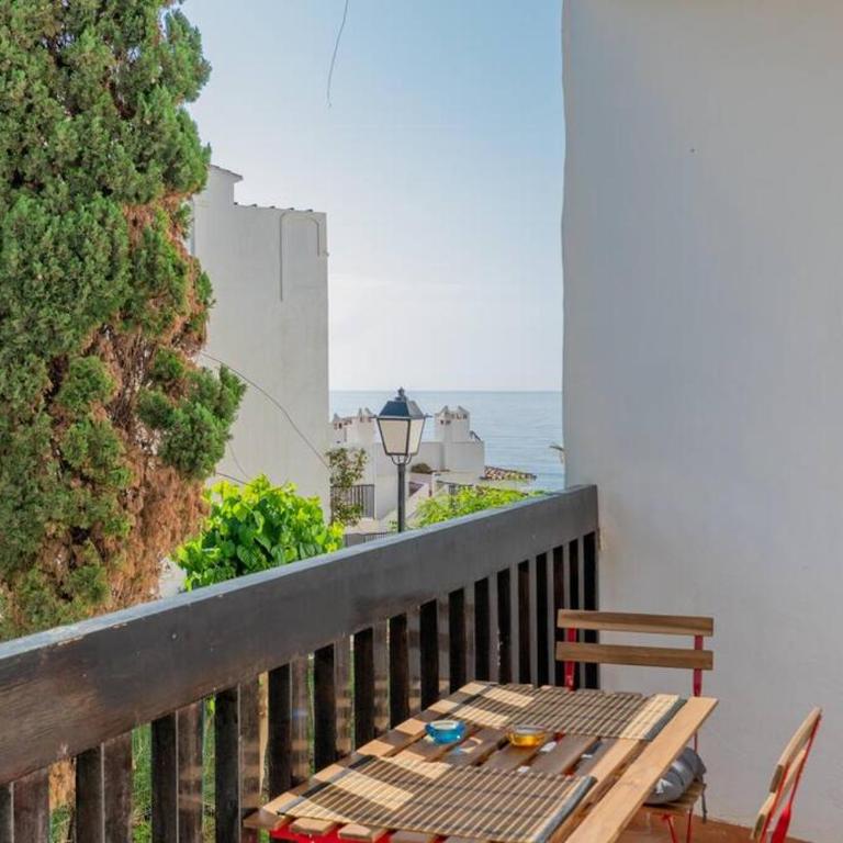 Beachfront sea view in cozy 1BR with pool and garage - Apartamento de 1 dormitorio - 2