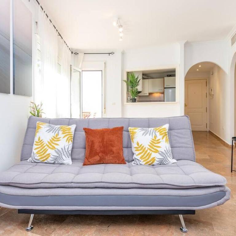 Beachfront sea view in cozy 1BR with pool and garage - Apartamento de 1 dormitorio - 8