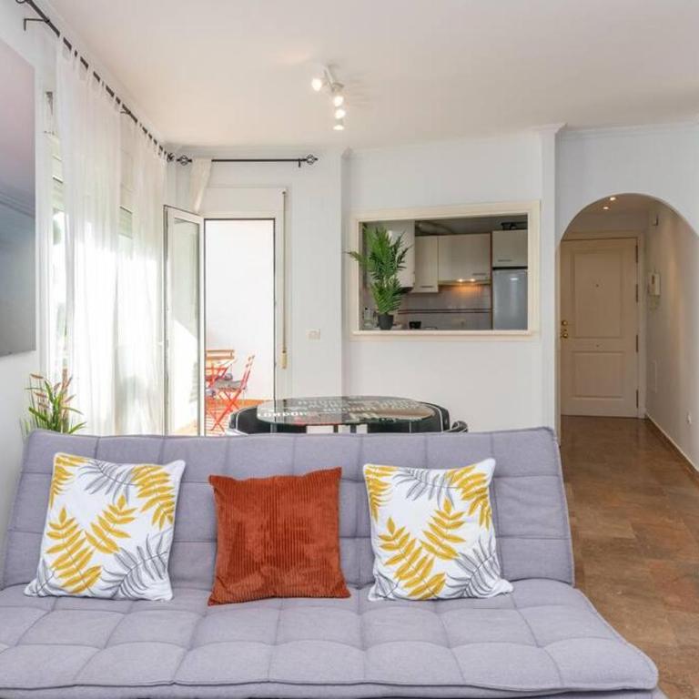 Beachfront sea view in cozy 1BR with pool and garage - Apartamento de 1 dormitorio - 9