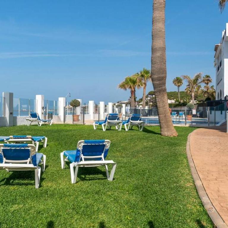 Beachfront sea view in cozy 1BR with pool and garage - Apartamento de 1 dormitorio - 34