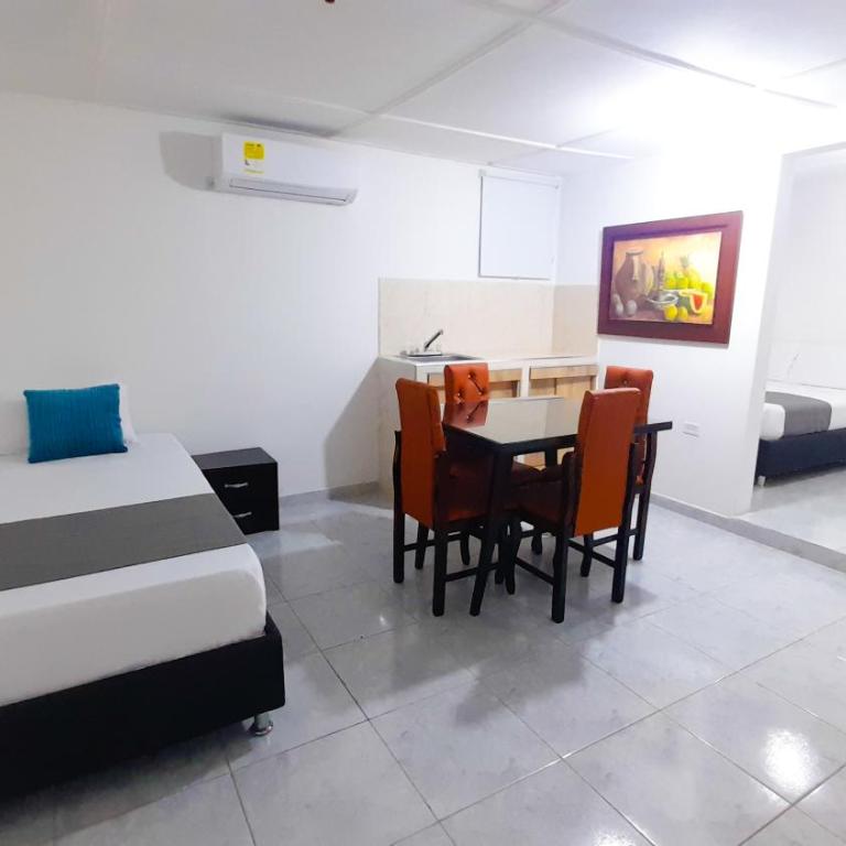 Hotel Poblado Suite - Habitación Cuádruple Prémium - 4