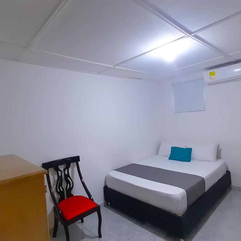 Hotel Poblado Suite - Habitación Doble Estándar - 3