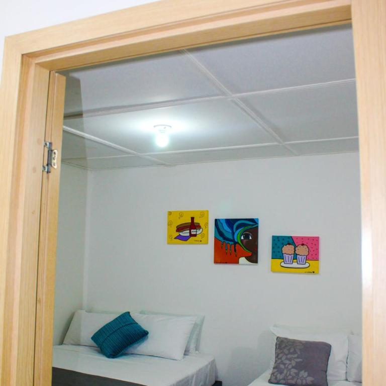 Hotel Poblado Suite - Habitación Cuádruple Estándar - 10