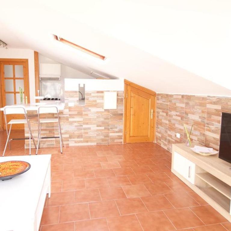Lacy Golf Apartments - Apartamento Ático - 9
