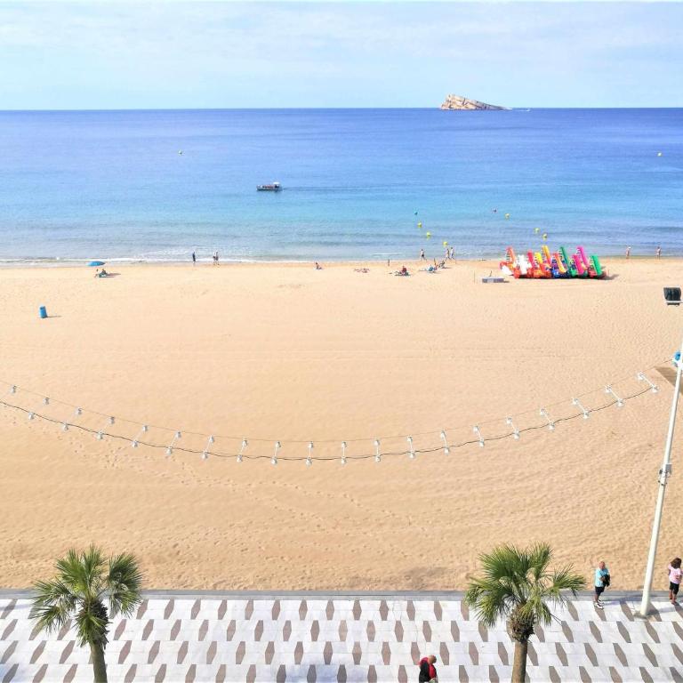 Primera linea de playa frente al mar - One-Bedroom Apartment - 3