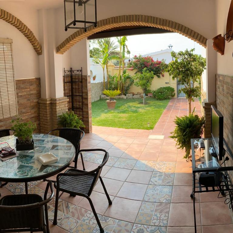 Chalet Vacacional en Chiclana - Casa de 3 dormitorios - 4