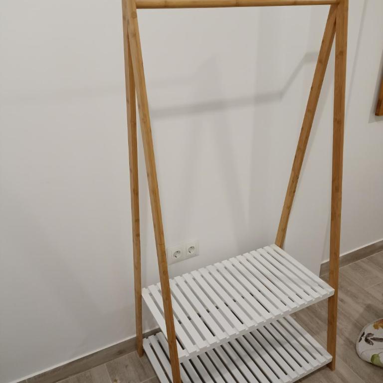 Genius Apartments - One-Bedroom Apartment - 4
