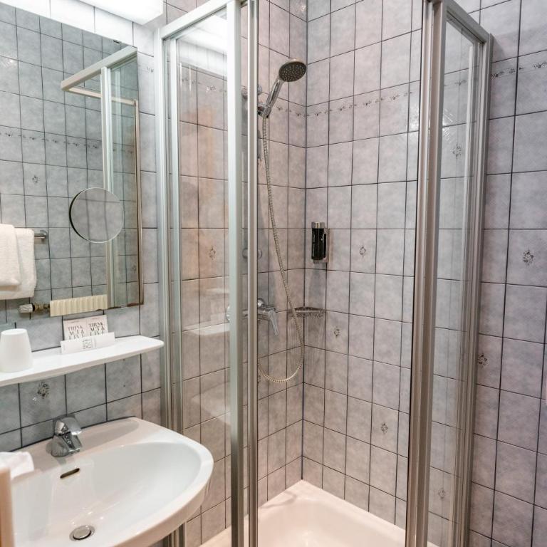 Cityhotel Trumer Stube - Economy Doppelzimmer - 2