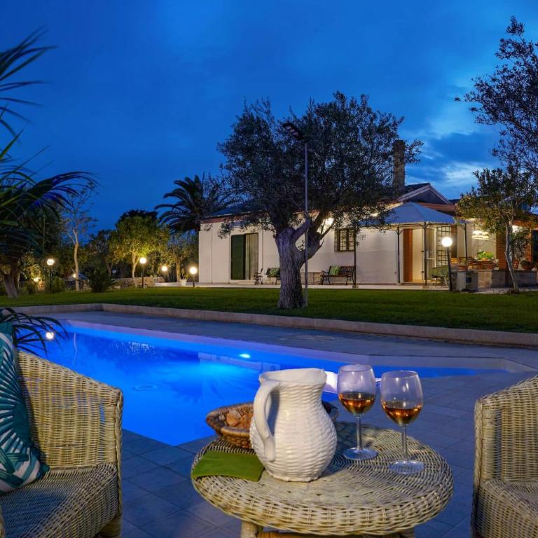 Villa Marzallo by Villa Plus - Villa - 15