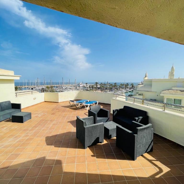 G&G Isla Marina Puerto - Two-Bedroom Apartment - 8