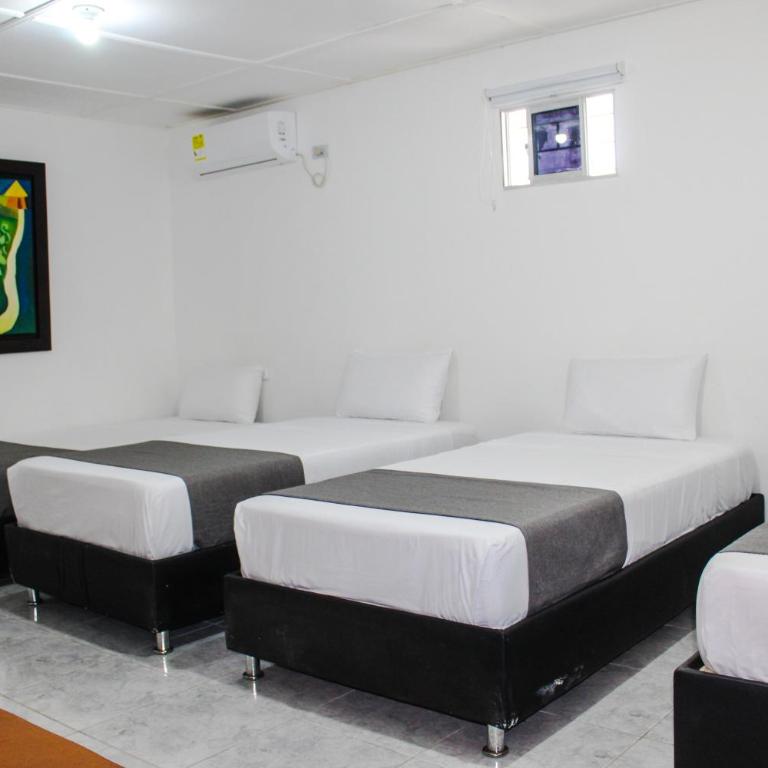 Hotel Poblado Suite - Habitación Cuádruple Superior - 6