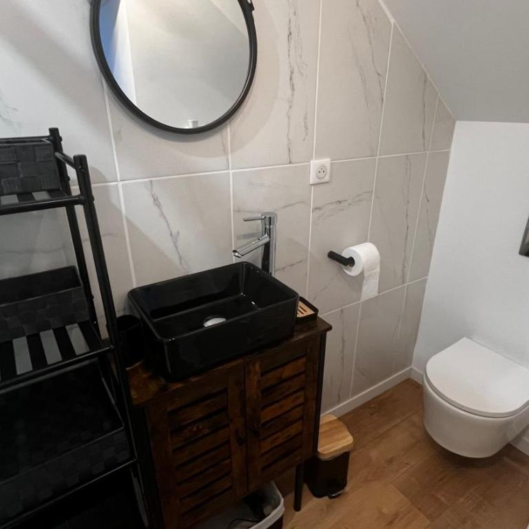 Logement avec terrasse et parking - Appartement 1 Chambre - 25
