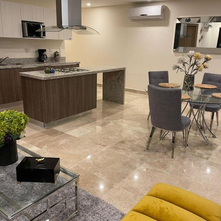 Central Tower 102 Malecón Mazatlan - Two-Bedroom Apartment - 11