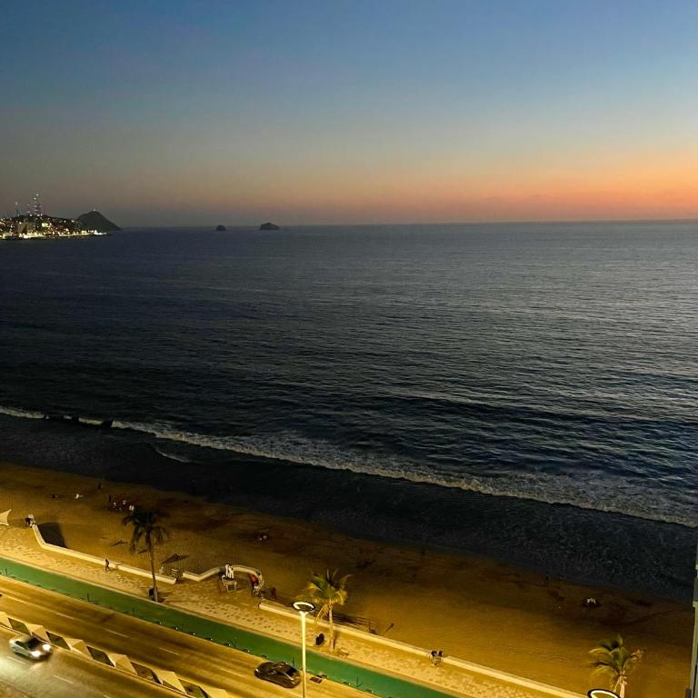 Central Tower 102 Malecón Mazatlan - Two-Bedroom Apartment - 14