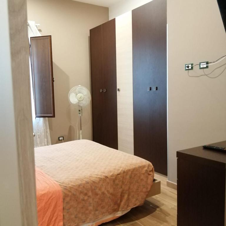 Ivana home - Double Room with Private External Bathroom - 2