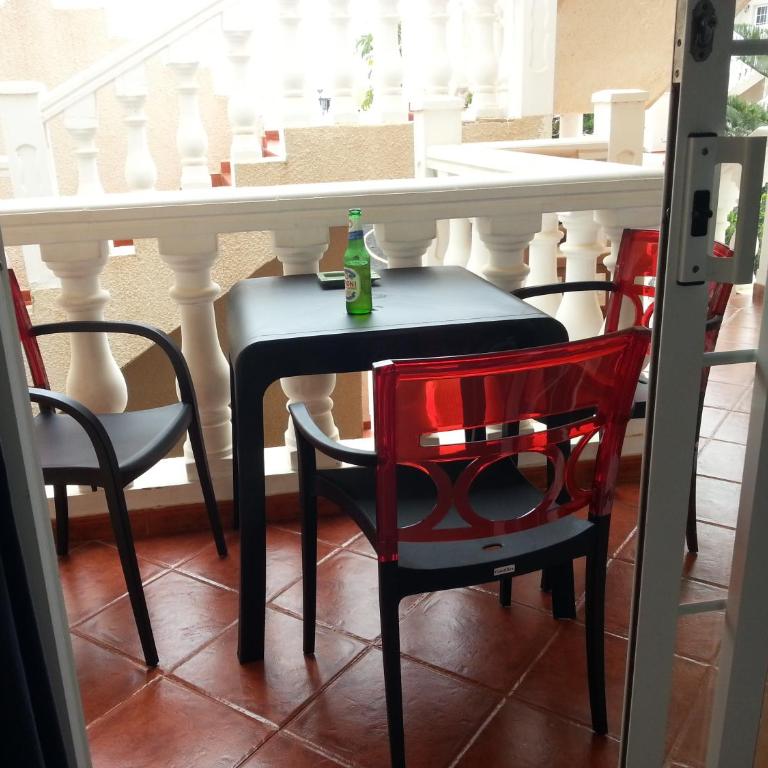 Lovely 2 Bedroom Holiday Apartment in Central Caleta de Fuste - Two-Bedroom Apartment - 14