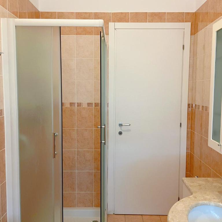 Confortini Rooms SUNDAY - Double Room with Private External Bathroom - 8