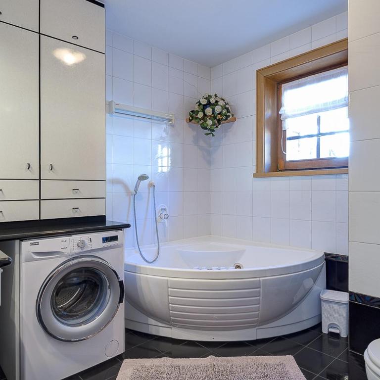Bait da Marieta - Three-Bedroom Apartment - 10