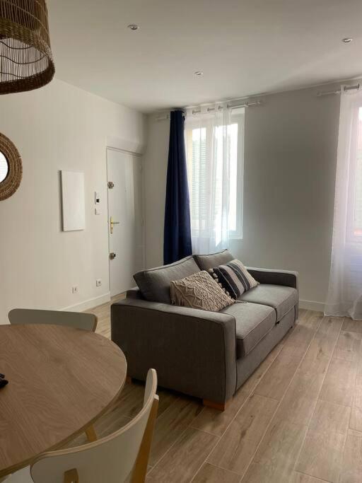 Cassis centre, superbe appartement neuf, 50m port. - Appartement 1 Chambre - 24