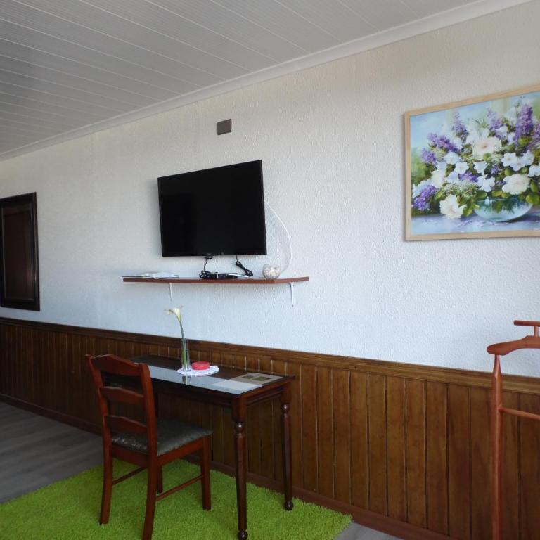 Complejo Pehuen Lago Lanalhue - Quadruple Room with Garden View - 4
