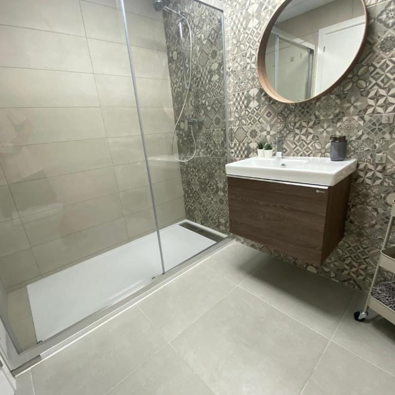 Bonito Apartamento de 2 habitaciones con terraza - Apartamento de 2 dormitorios - 11