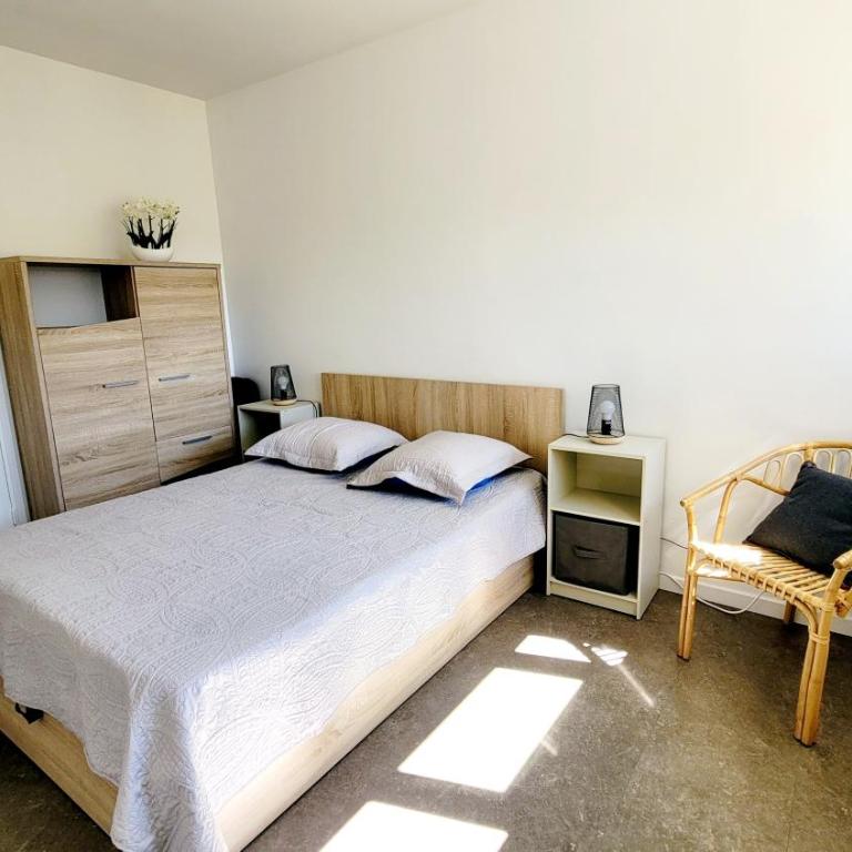 Comme à la maison!!A 5 min à pied plage,pkg privé - Apartment mit 2 Schlafzimmern - 1