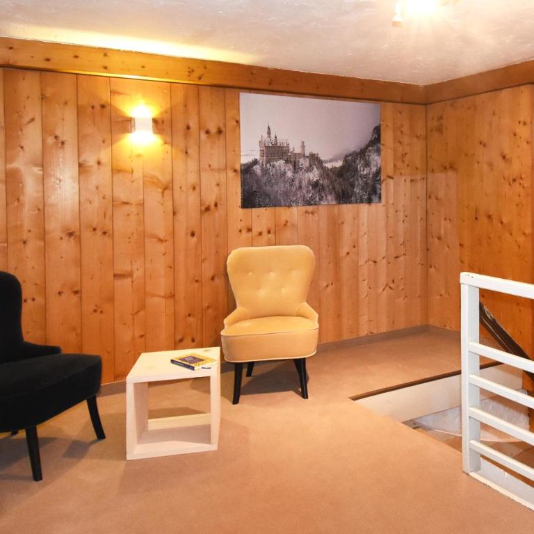 Alps Hostel - Suite mit 2 Schlafzimmern - 13