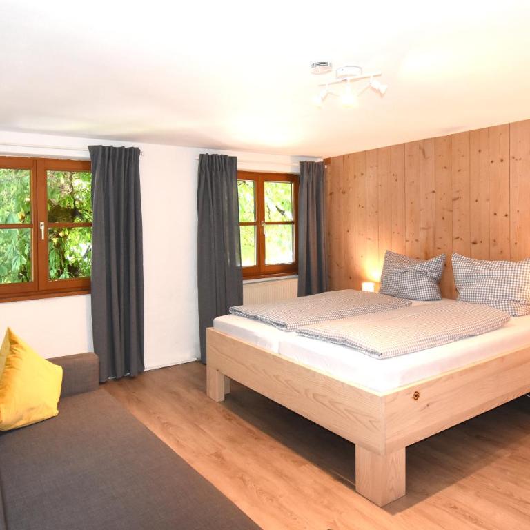 Alps Hostel - Suite mit 2 Schlafzimmern - 12
