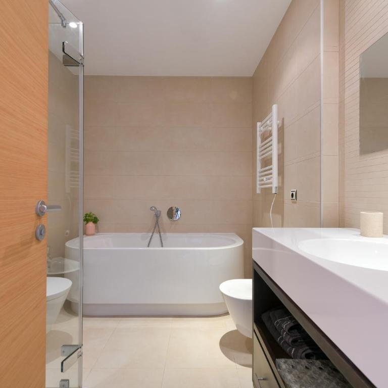 Marbella Luxury penthouse: indoor pool and private terrasse - Two-Bedroom Apartment - 3