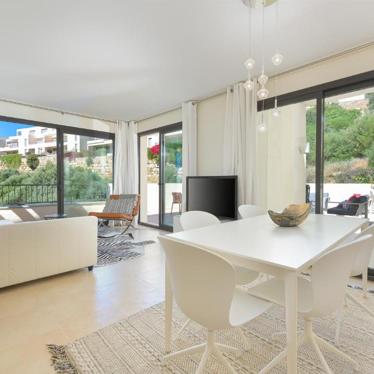 Marbella Luxury penthouse: indoor pool and private terrasse - Two-Bedroom Apartment - 5