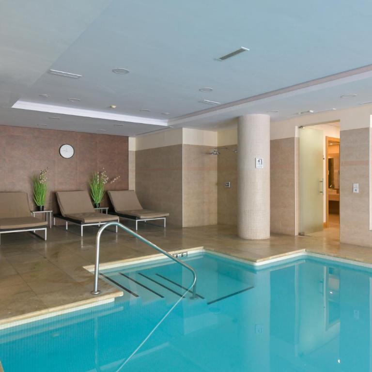 Marbella Luxury penthouse: indoor pool and private terrasse - Two-Bedroom Apartment - 8