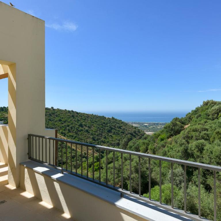 Marbella Luxury penthouse: indoor pool and private terrasse - Two-Bedroom Apartment - 19