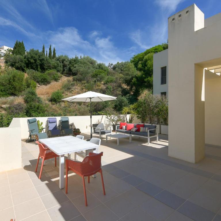 Marbella Luxury penthouse: indoor pool and private terrasse - Two-Bedroom Apartment - 23
