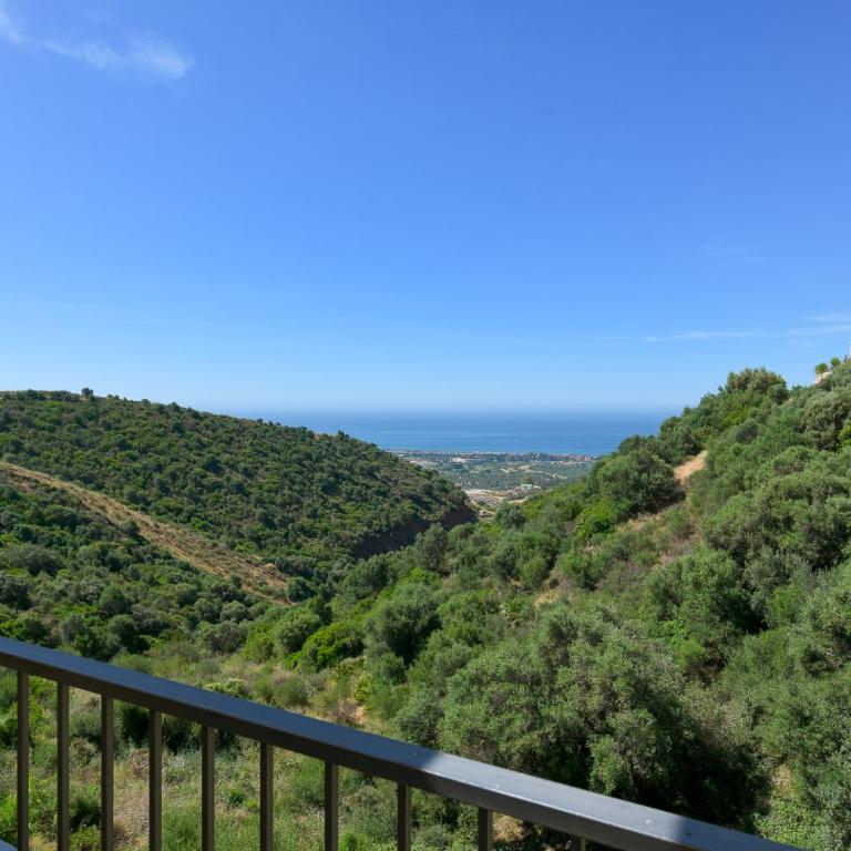 Marbella Luxury penthouse: indoor pool and private terrasse - Two-Bedroom Apartment - 28
